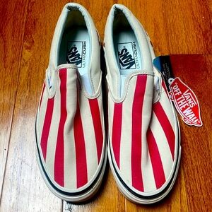 VANS “OFF THE WALL”